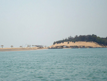 Rajahansa Island