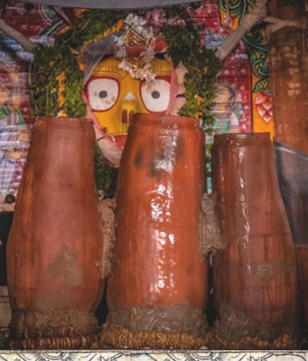 Adhara Pana offered to Goddess Subhadra Adhara Pana offered to Goddess Subhadra